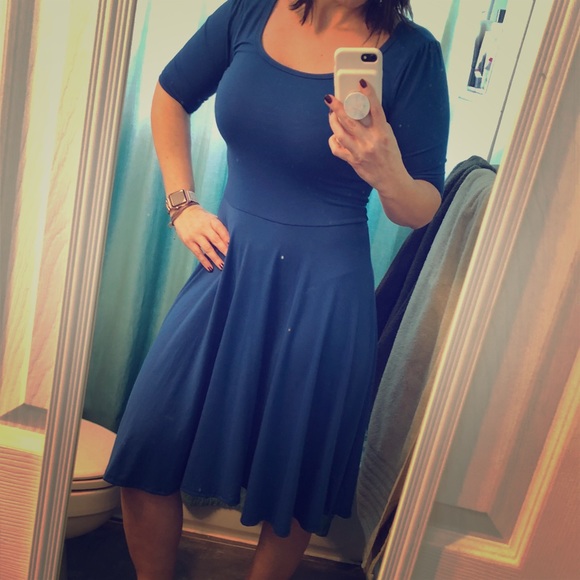LuLaRoe Dresses & Skirts - Lularoe Nicole Dress M